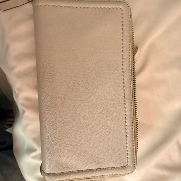 Kate Spade Wallet - Picture 2 of 3